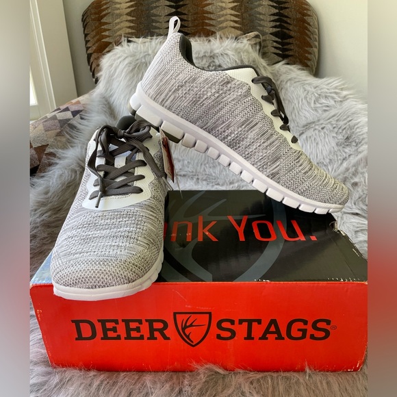 NWT Men’s DEER STAG Haskell sneaker. - Picture 2 of 10